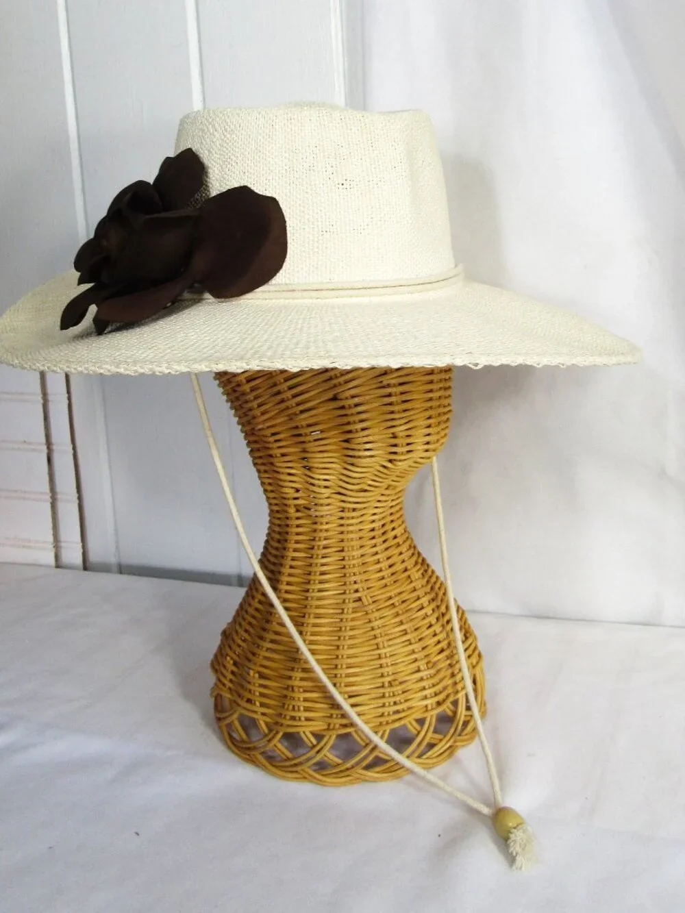 SUPER CUTE WIDE BRIM GOUCHO STYLE FEDORA SUN HAT, CHIN STRING ,BROWN ROSE M/L
